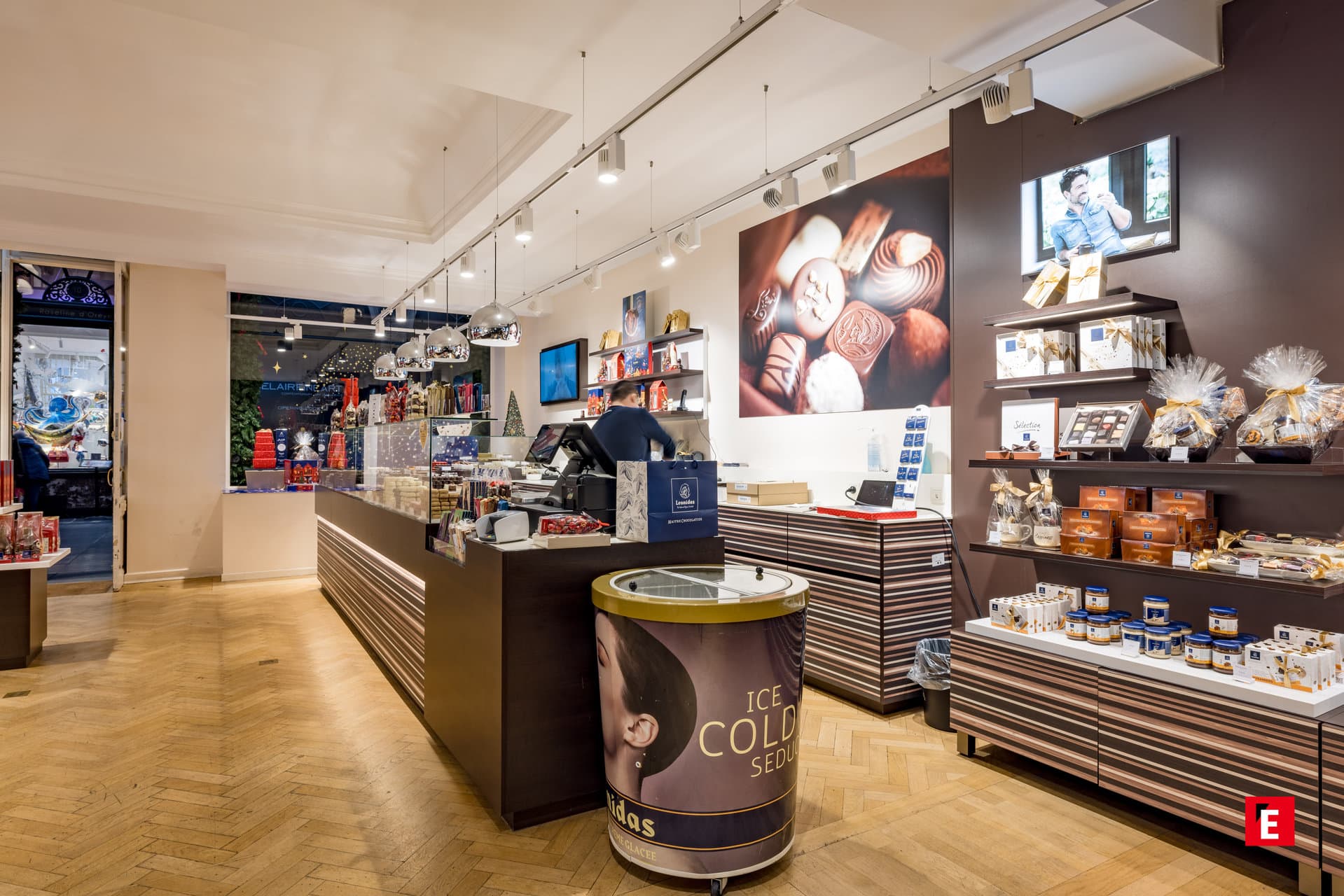 Franchise Leonidas 7