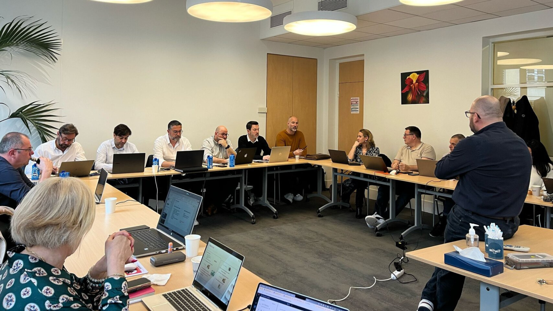 expert activ à paris