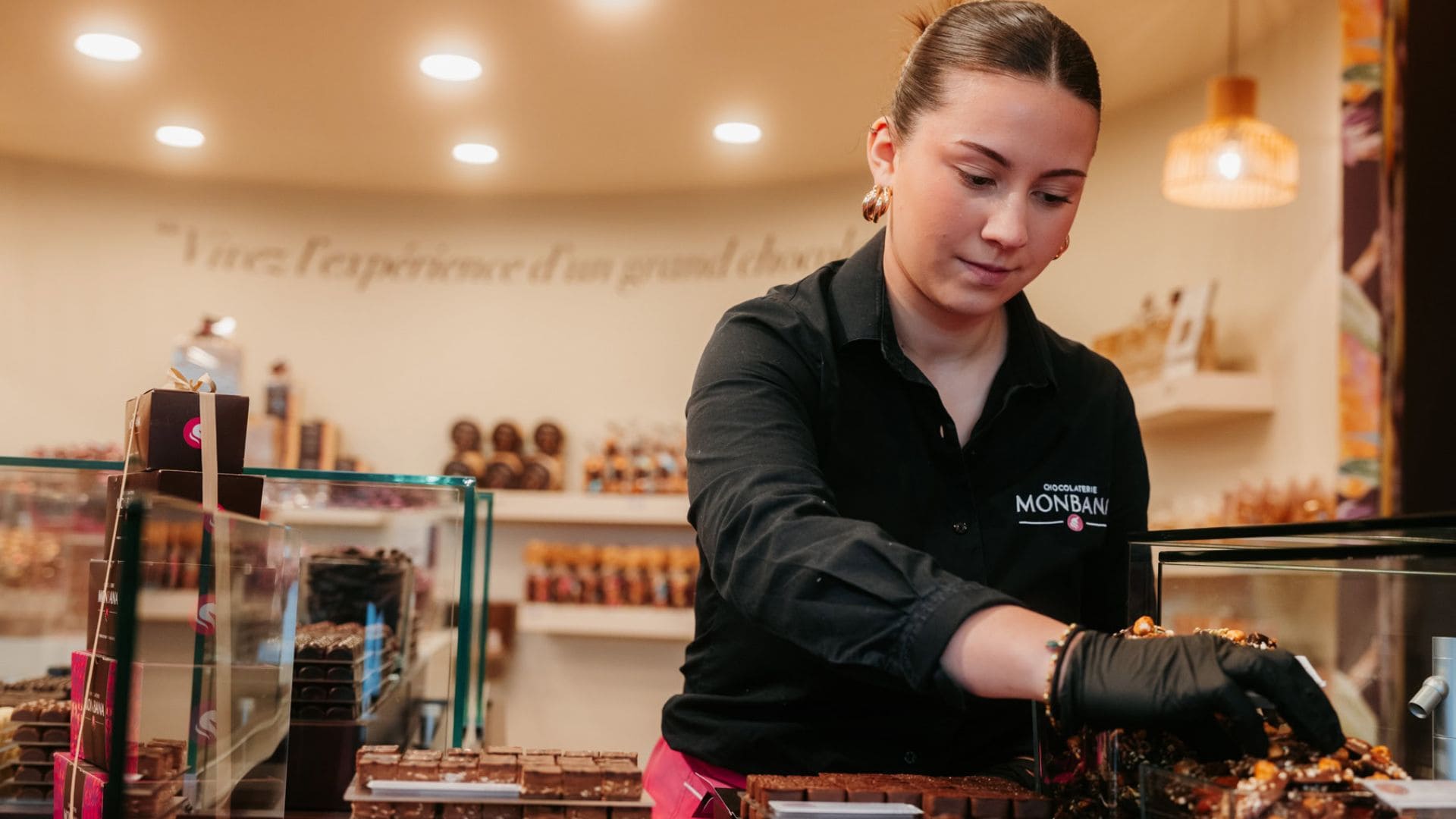 Chez MONBANA, Pâques rime avec passion, créativité… et chocolat ! ?✨