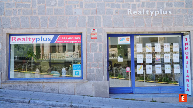 RealtyPlus 8