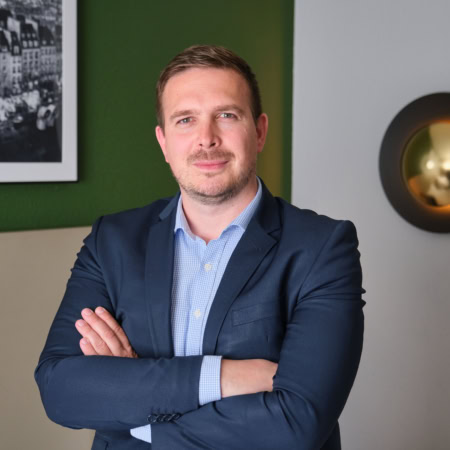 l'express franchise campanile vignette romain vidal